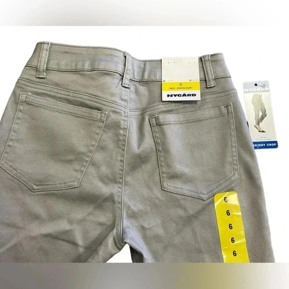 Nygard Skinny Crop Grey Size  6 - Picture 9 of 10